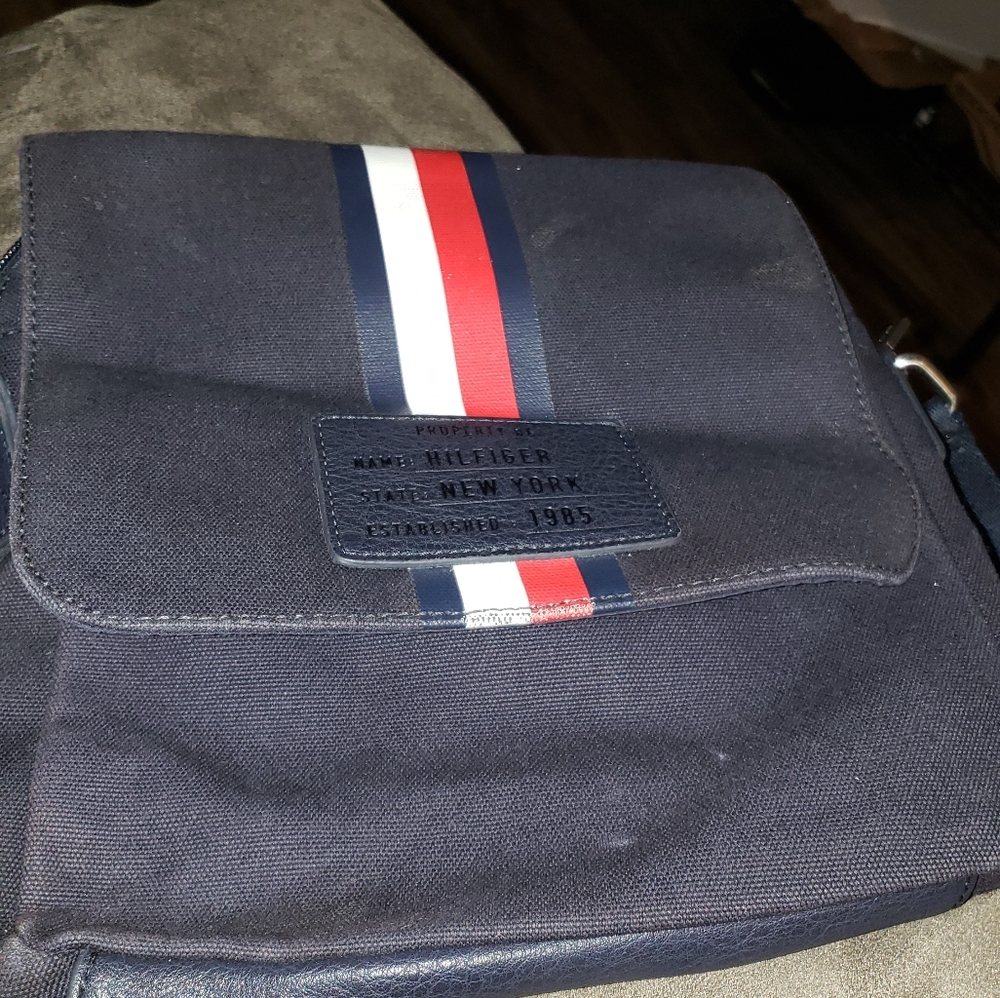 Tommy side bag